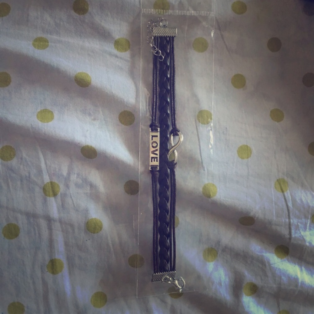 Leather bracelet